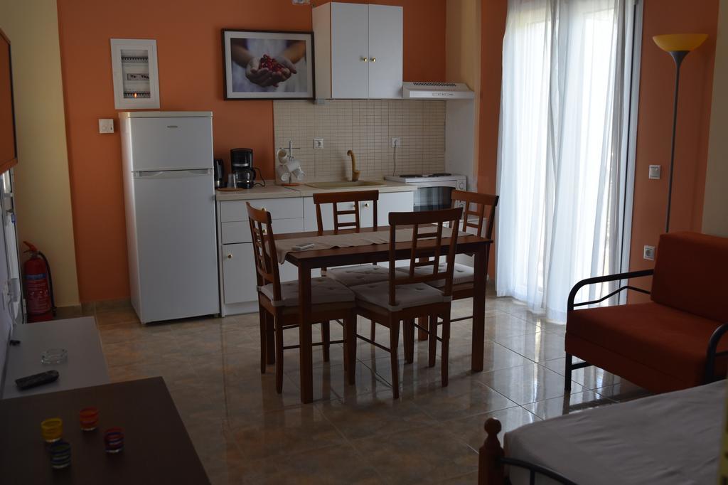 Scorpios Apartments ذيسْخا الغرفة الصورة